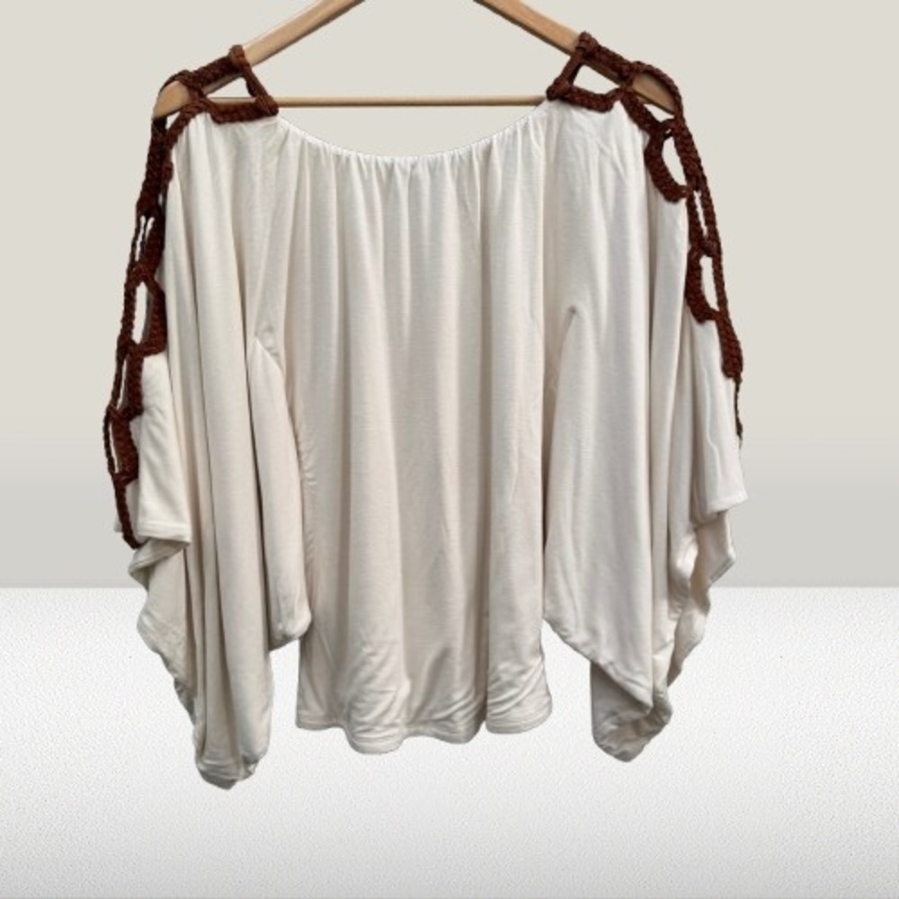 NEW Sky Women Batwing Top Brown Crochet Cold Shoulder Cream Small - Picture 3 of 4